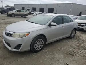 2013 TOYOTA CAMRY