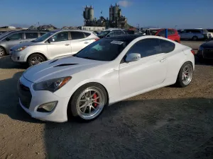 2014 HYUNDAI GENESIS