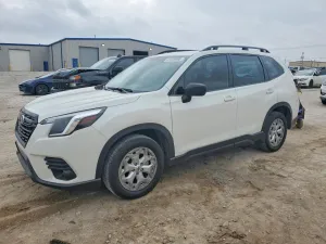 2024 SUBARU FORESTER