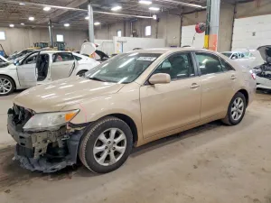 2011 TOYOTA CAMRY