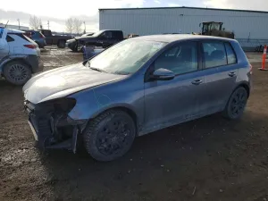 2013 VOLKSWAGEN GOLF