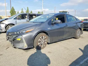 2020 TOYOTA PRIUS