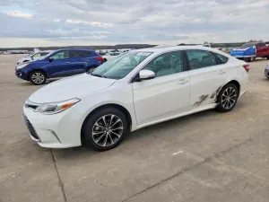 2016 TOYOTA AVALON