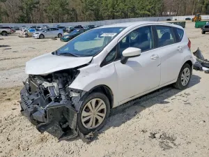 2017 NISSAN VERSA