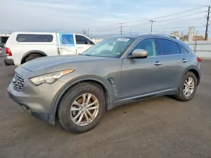 2011 INFINITI FX35