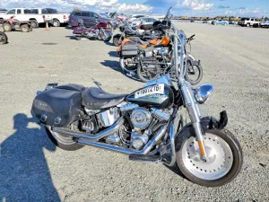 2010 HARLEY DAVIDSON FL