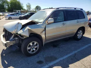 2005 TOYOTA HIGHLANDER