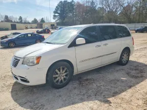 2015 CHRYSLER MINIVAN