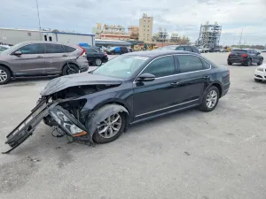 2017 VOLKSWAGEN PASSAT