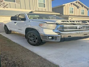 2016 TOYOTA TUNDRA