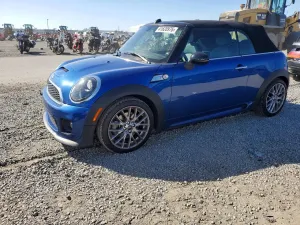 2015 MINI COOPER