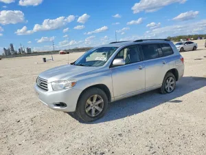2010 TOYOTA HIGHLANDER
