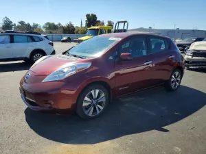 2017 NISSAN LEAF