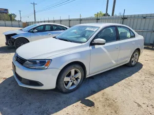 2011 VOLKSWAGEN JETTA