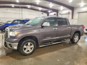 2011 TOYOTA TUNDRA