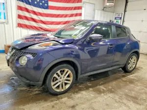 2015 NISSAN JUKE SV