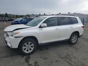 2013 TOYOTA HIGHLANDER
