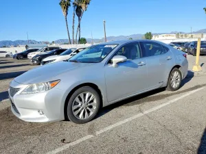 2014 LEXUS ES 300H
