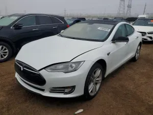 2013 TESLA MODEL S
