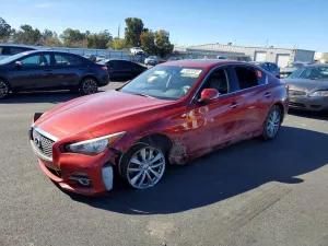 2015 INFINITI Q50