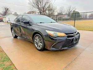 2016 TOYOTA CAMRY
