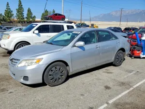 2011 TOYOTA CAMRY