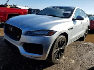 2019 JAGUAR F-PACE