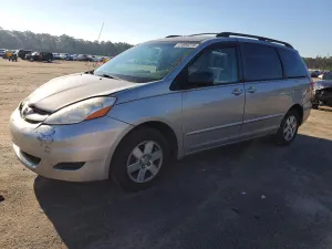 2008 TOYOTA SIENNA