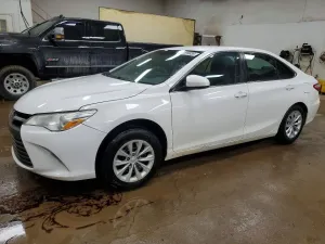 2017 TOYOTA CAMRY