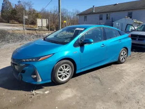 2017 TOYOTA PRIUS