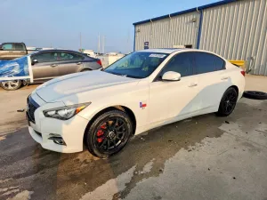 2015 INFINITI Q50