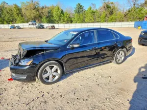 2014 VOLKSWAGEN PASSAT