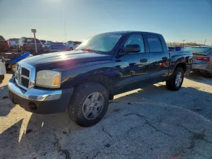 2005 DODGE DAKOTA