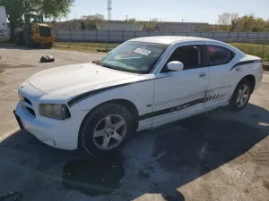 2010 DODGE CHARGER