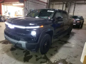 2025 CHEVROLET SILVERADO