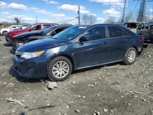 2014 TOYOTA CAMRY SOLA