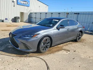 2024 LEXUS ES300