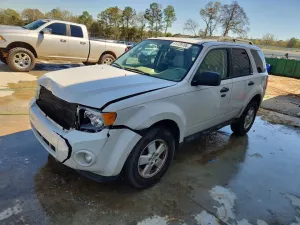 2011 FORD ESCAPE
