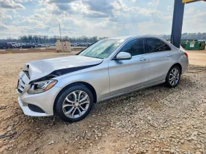 2015 MERCEDES-BENZ C-CLASS