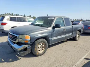 2003 GMC SIERRA