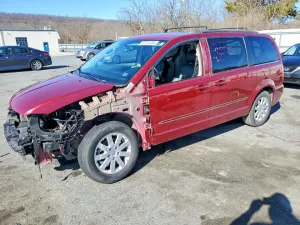 2014 CHRYSLER TOWN & COUNTRY