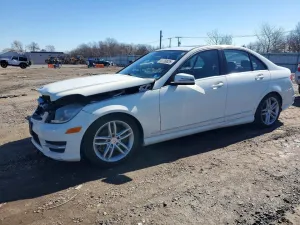 2012 MERCEDES-BENZ C-CLASS