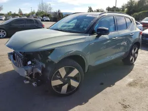 2025 VOLVO EX40 ULTR