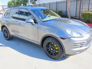 2011 PORSCHE CAYENNE