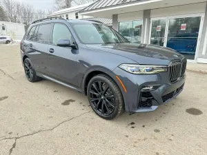 2022 BMW X7