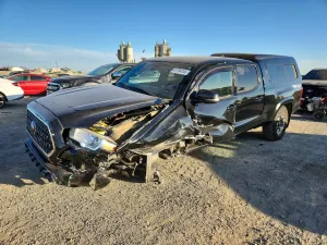 2018 TOYOTA TACOMA TRD