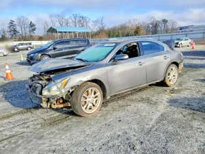 2014 NISSAN MAXIMA