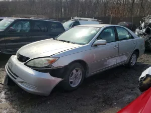 2002 TOYOTA CAMRY