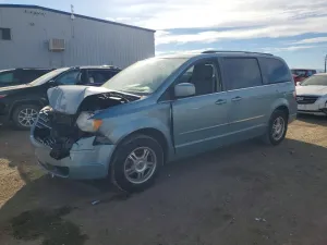 2010 CHRYSLER MINIVAN
