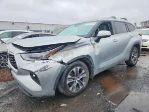 2020 TOYOTA HIGHLANDER